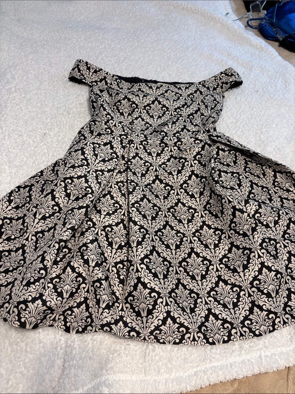 Lizard Thicket Black and White Off-Shoulder Fit & Flare Dress